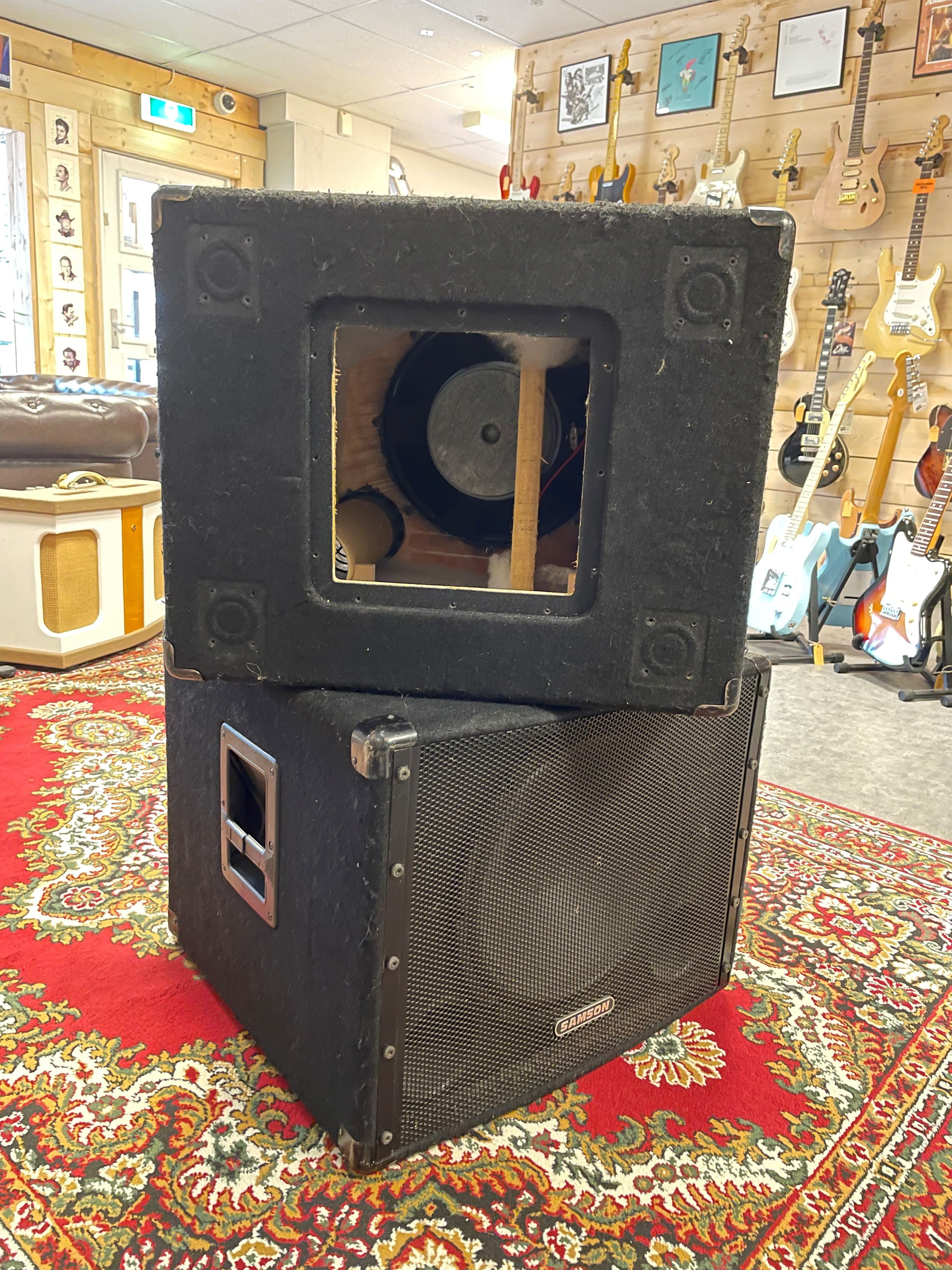 Samson 15 inch Subwoofer/kast Set (multiplex)