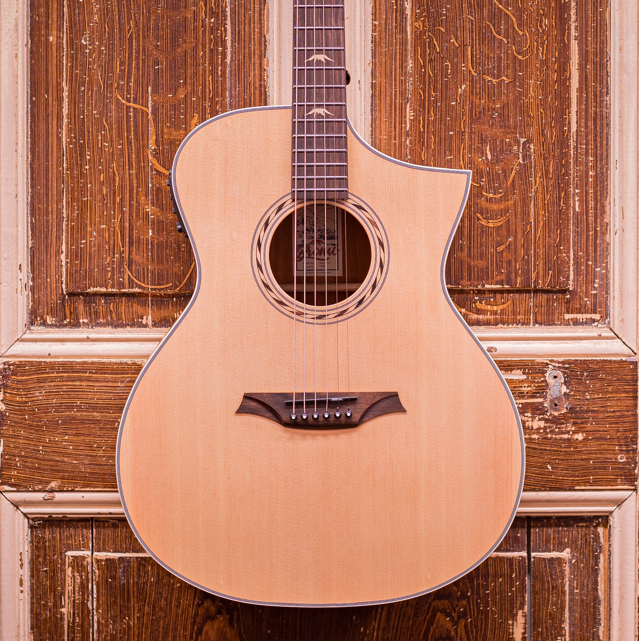 Bromo BAA4CE Appalachian Series akoestische Westerngitaar