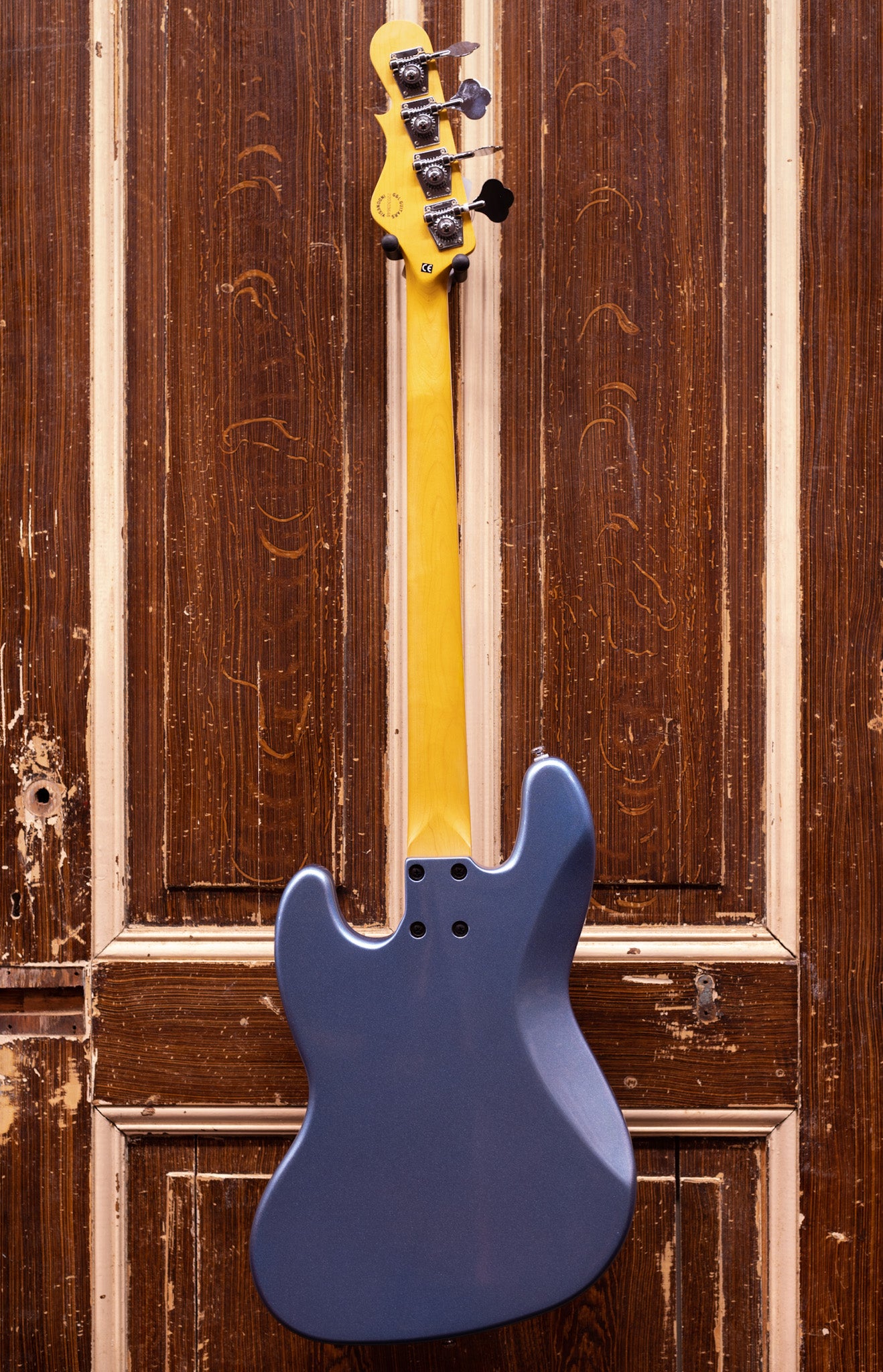 G&L Tribute JB Lake Placid Blue Basgitaar