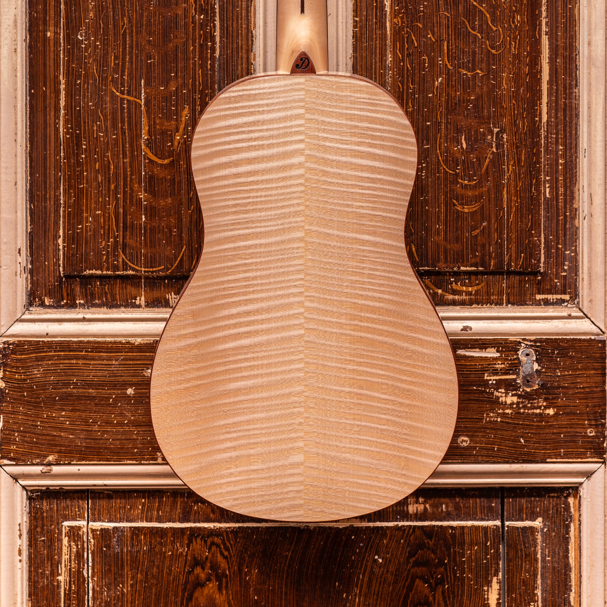 Dowina Acero Bona Vida DS Parlor All Solid Westerngitaar