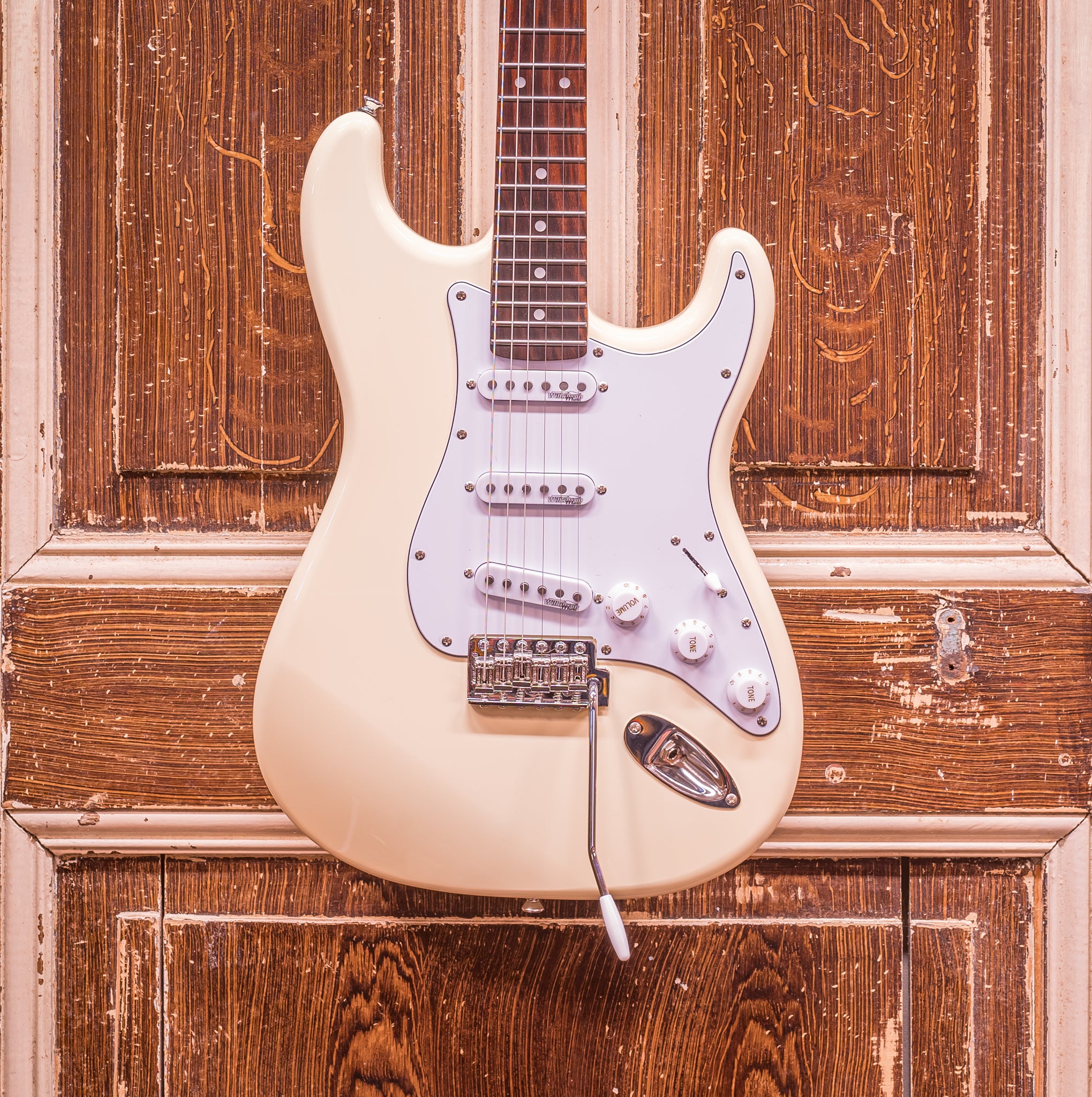 Vintage V6 Vintage White Elektrische Gitaar