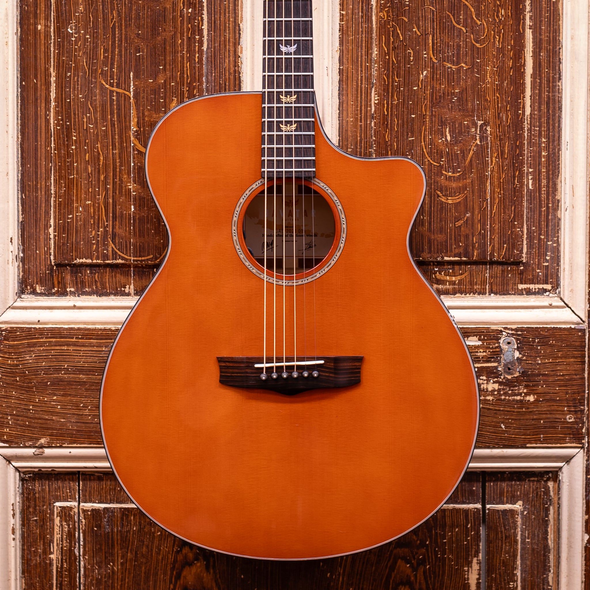 Javatar GAC Grand Auditorium met element Westerngitaar (occasion)