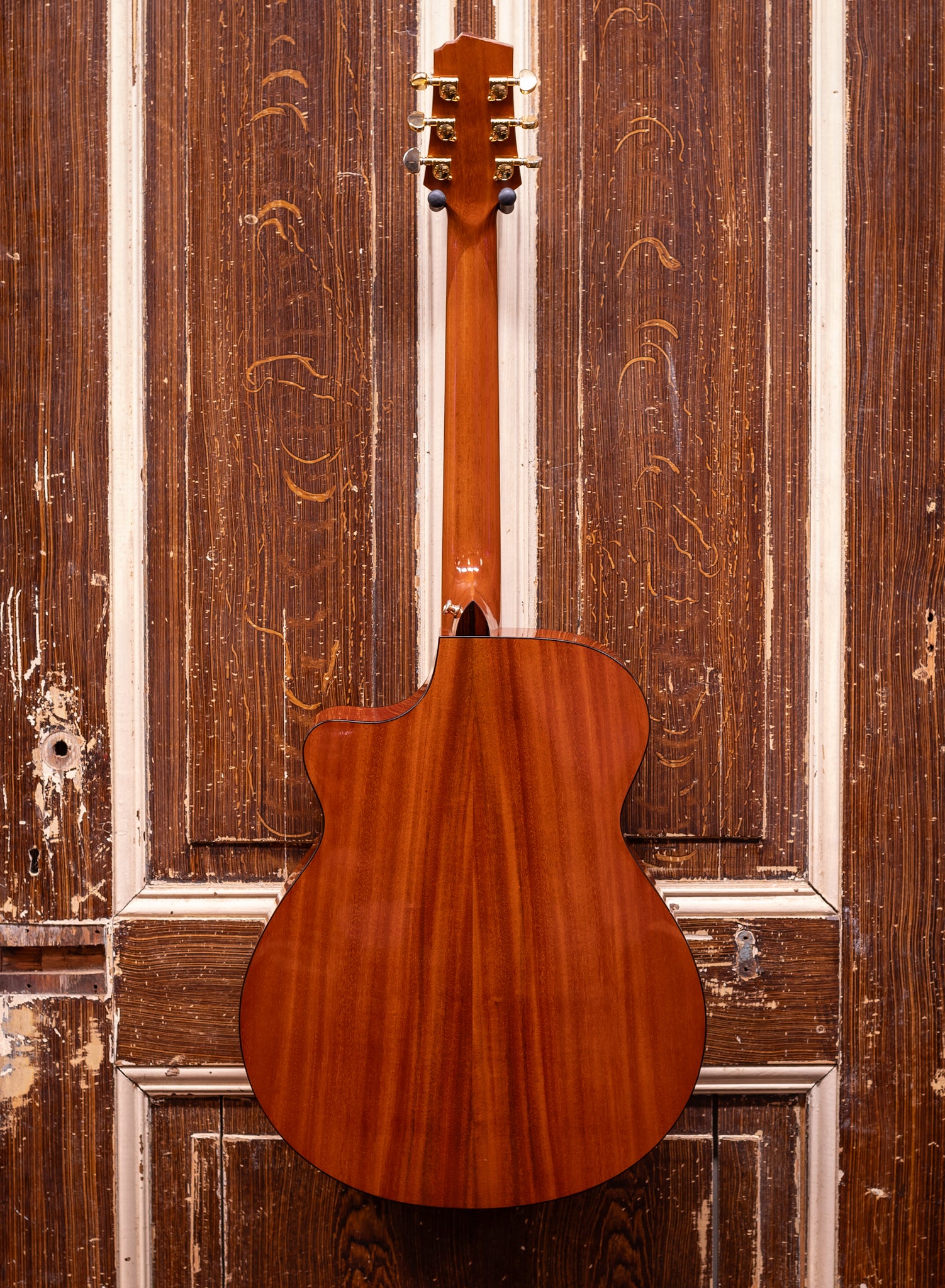 Javatar GAC Grand Auditorium met element Westerngitaar (occasion)