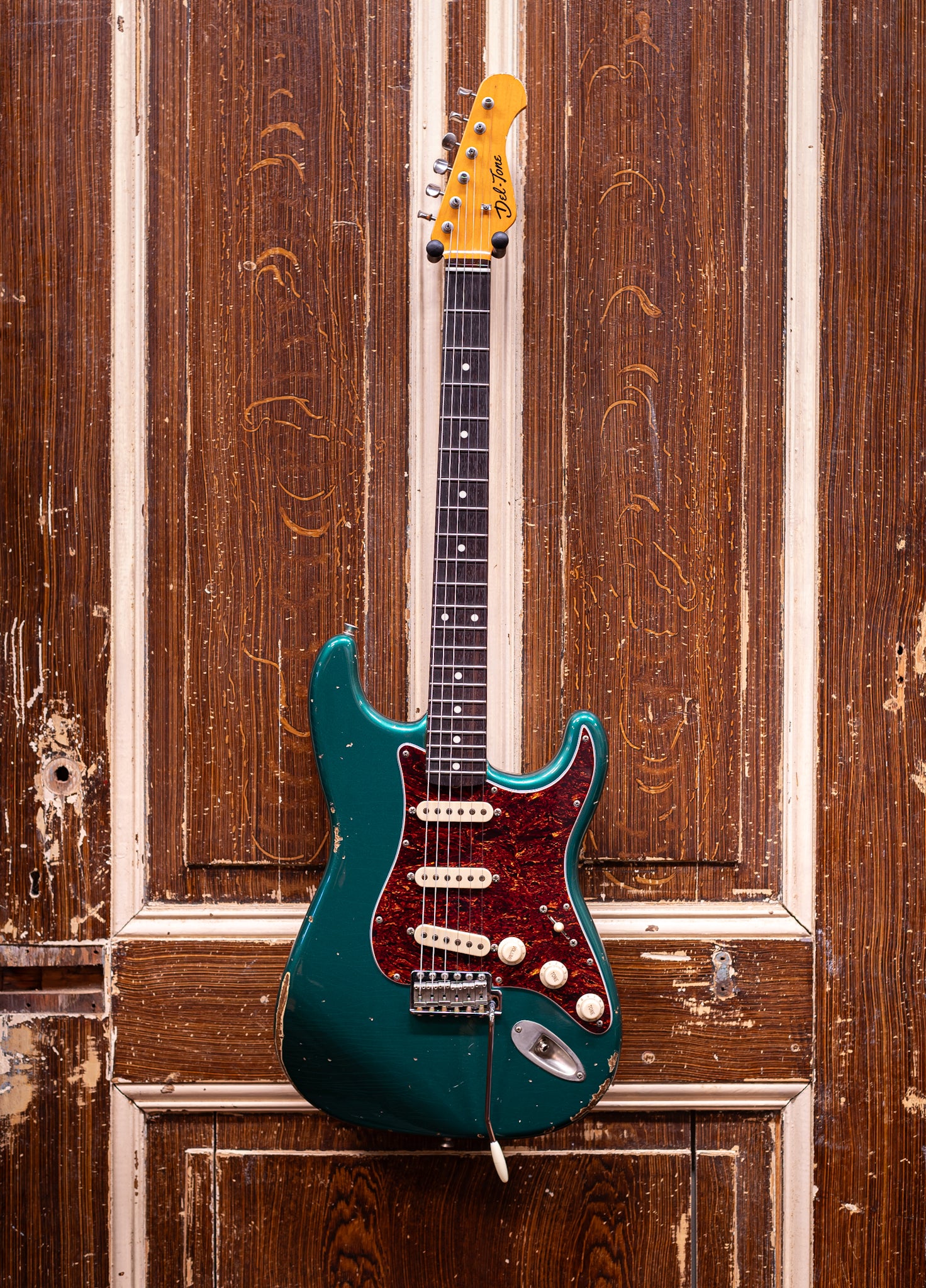 Del-Tone 60's S-Style Sherwood Green Special Order Elektrische gitaar