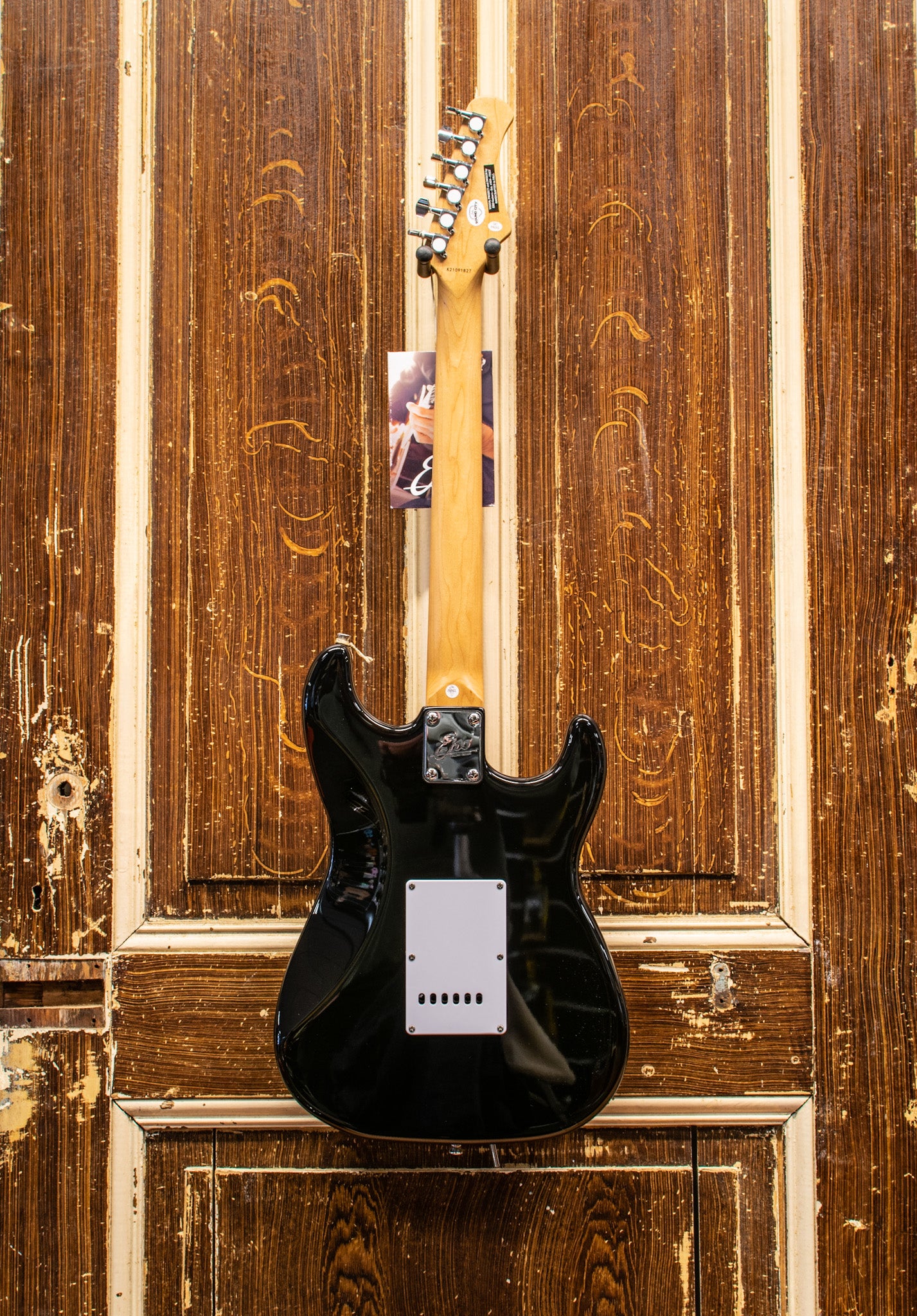 Eko S300-BLK Starter Strat Metallic Black Elektrische Gitaar