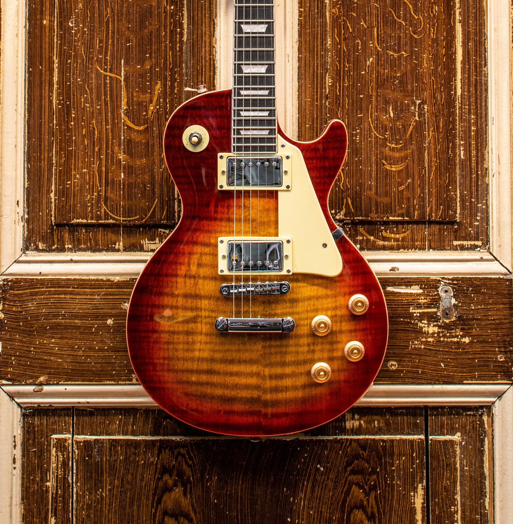 Eko VL480-CSB Starter LP Aged Cherry Sunburst Elektrische Gitaar