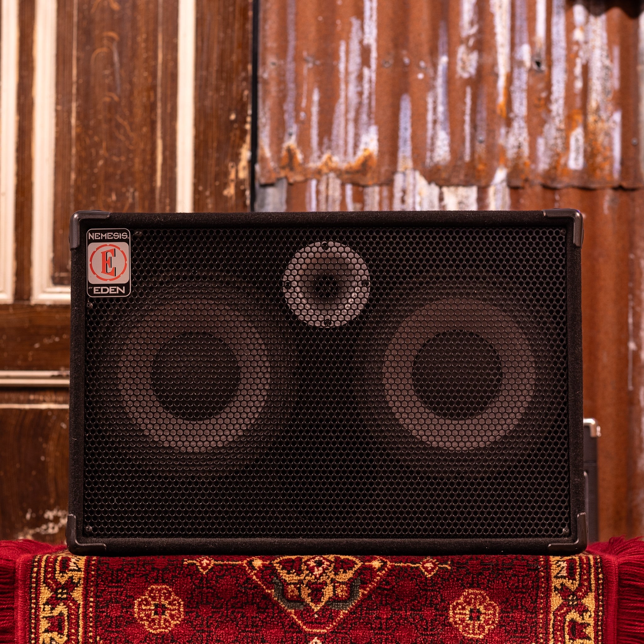 Eden Nemesis NC210 250w Basgitaarversterker Combo (occasion)