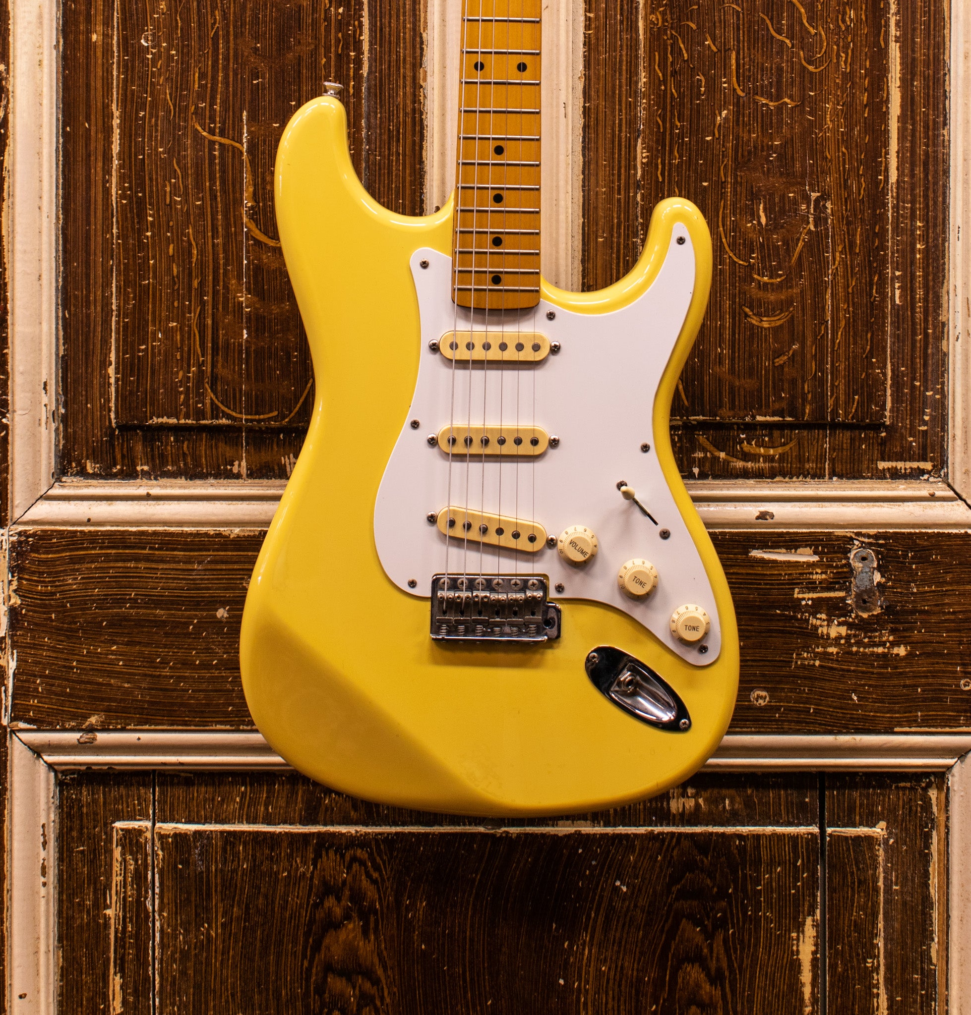Fender Japan 84-86' "Tweety" Elektrische Gitaar (occasion)