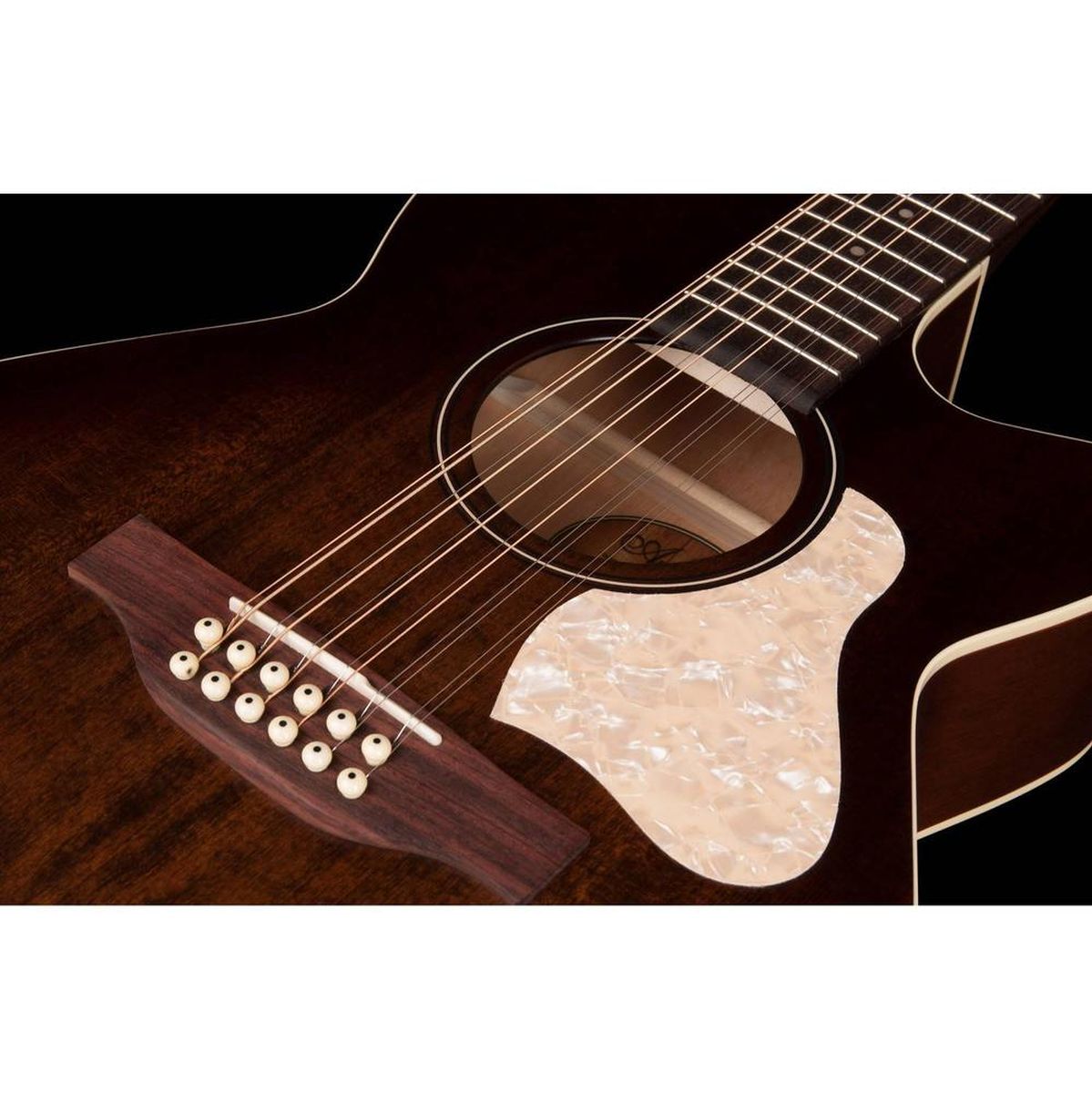 Art & Lutherie Legacy 12 Bourbon Burst CW QIT