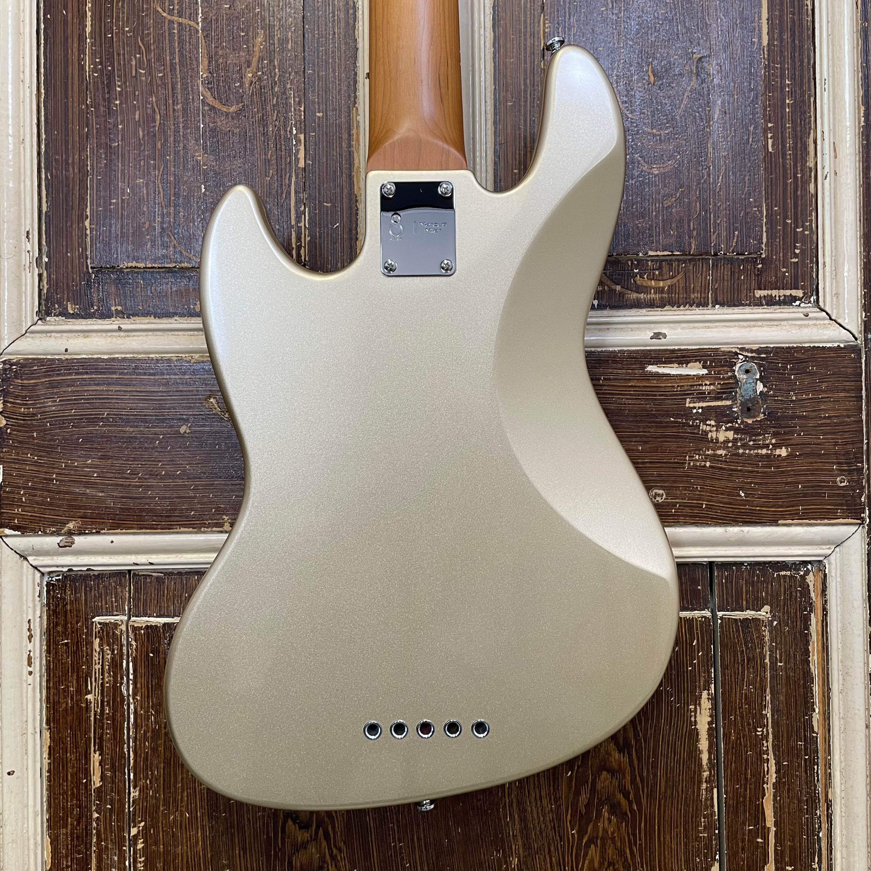 Sire Basses V5 A5/CGM Champagne Gold Metallic 5-snaar Basgitaar