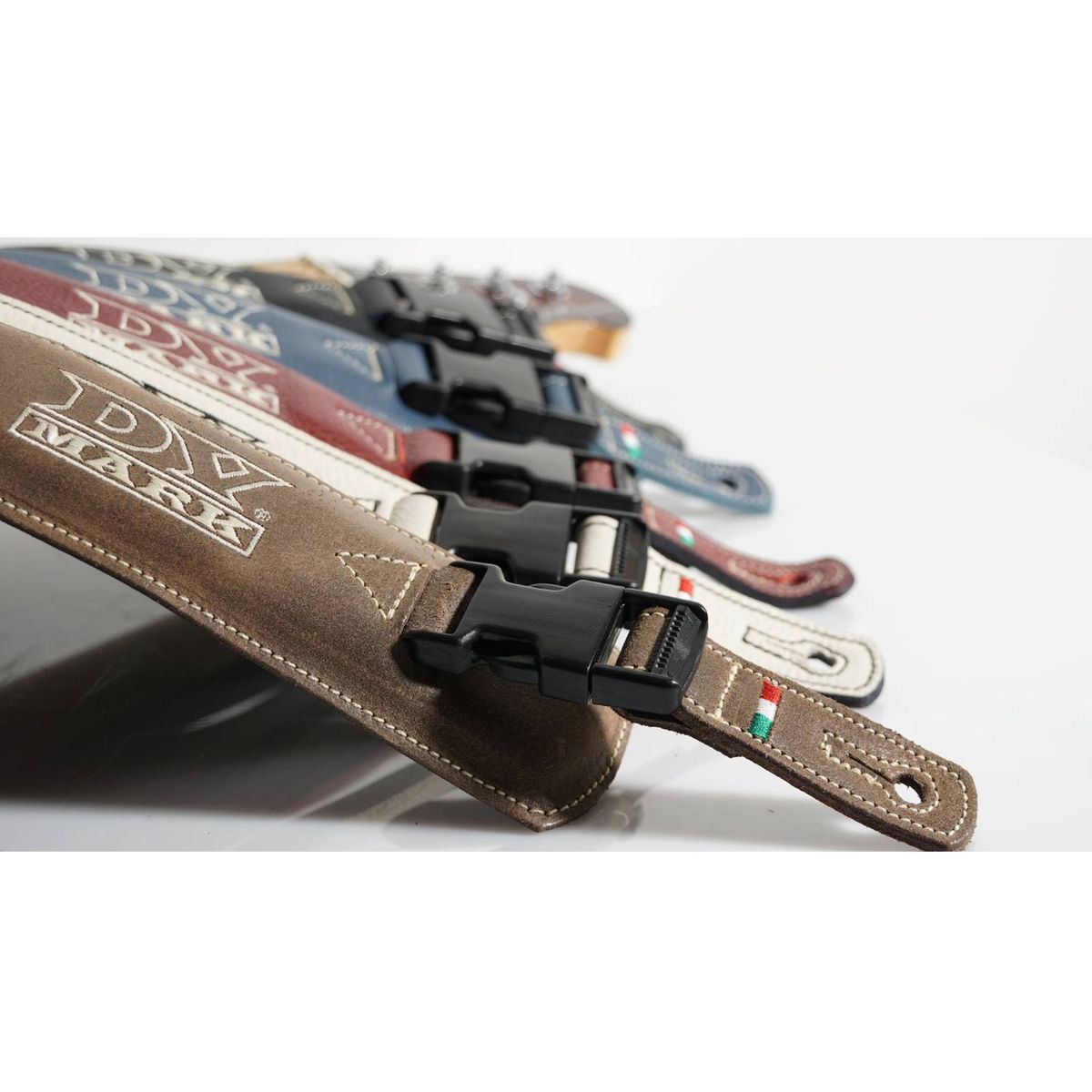 DV Mark Strap M DV Brown - DVA134042