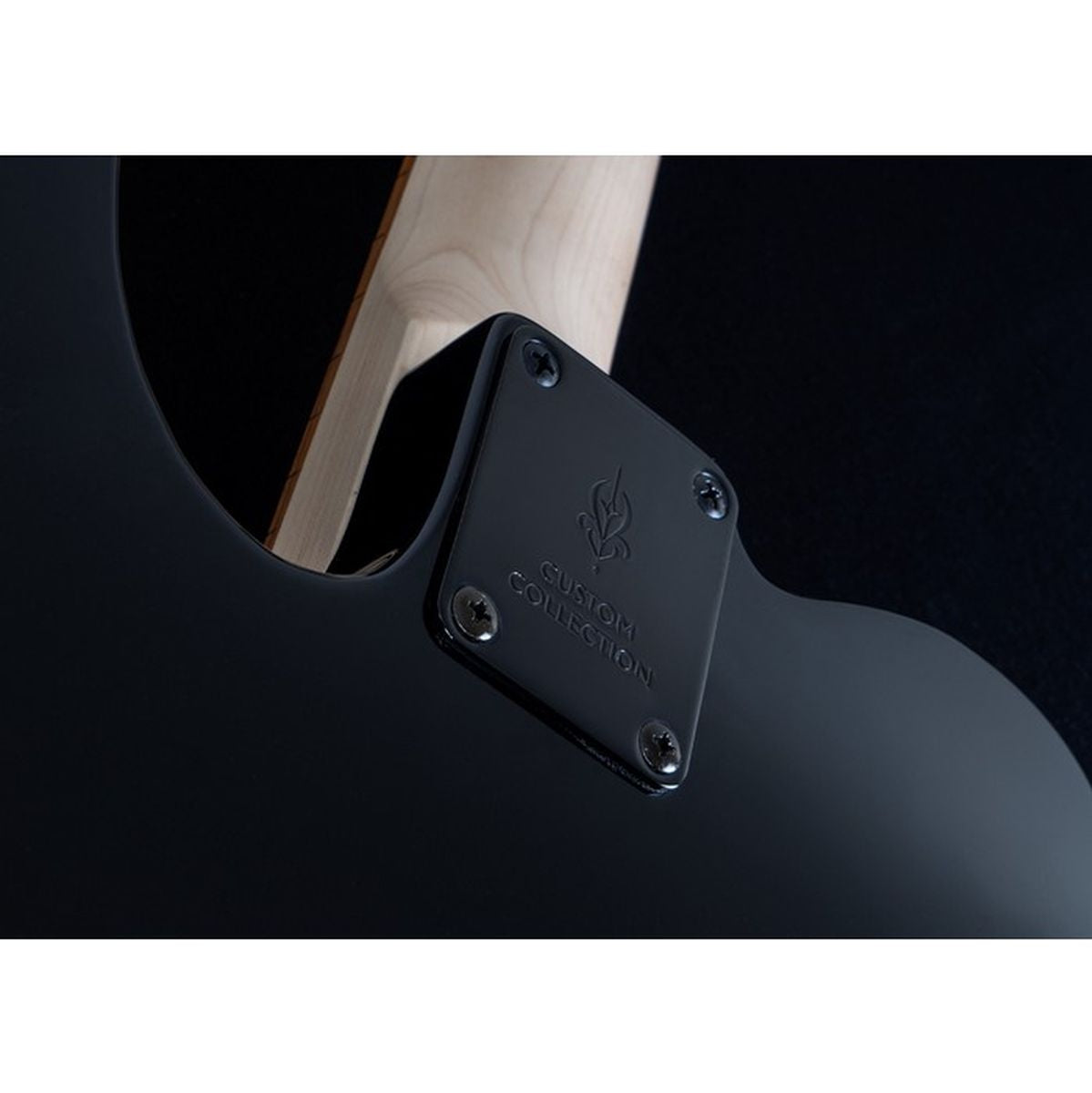 Michael Kelly Custom Collection 50 Striped Ebony