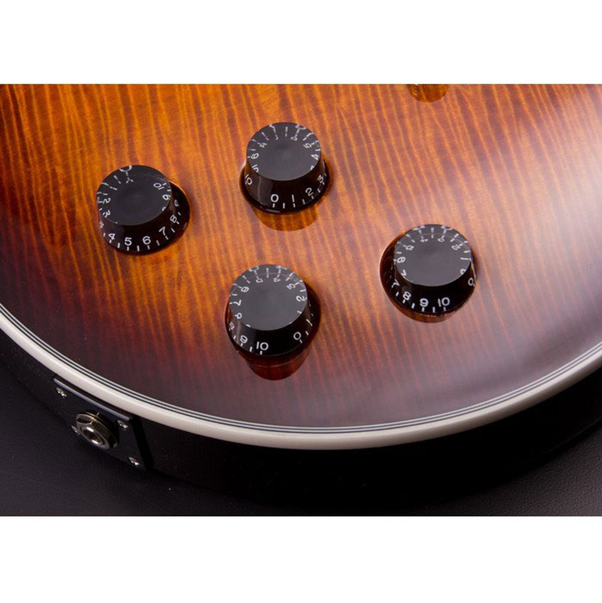 Michael Kelly Patriot Decree Caramel Burst
