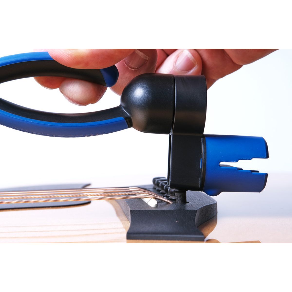 MusicNomad Grip ONE - All In ONE-MN223