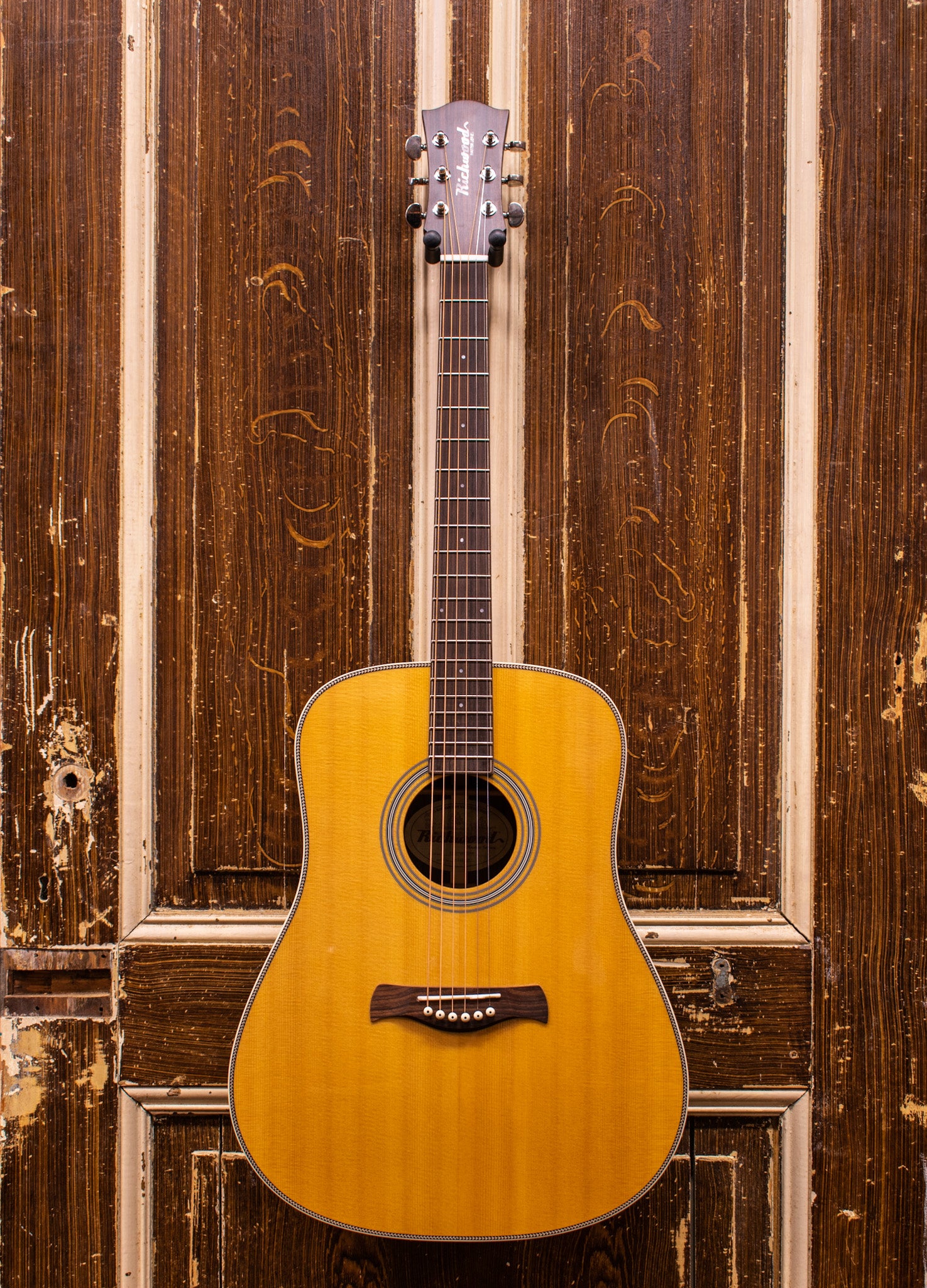 Richwood D-265-VA All Solid Custom Shop Series Handmade Westerngitaar