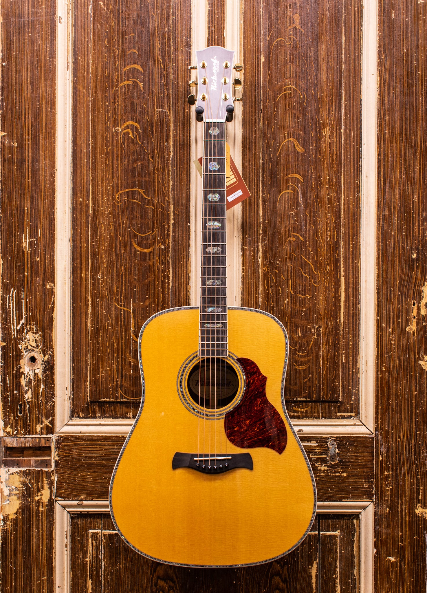 Richwood D-270-VA All Solid Custom Shop Series Handmade Westerngitaar