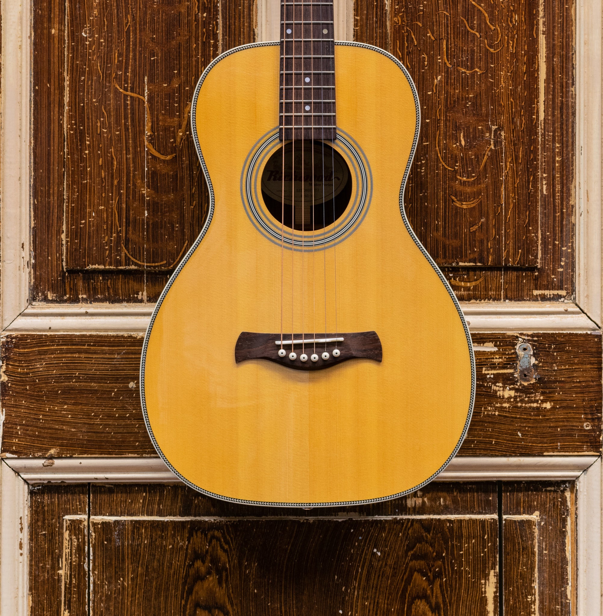 Richwood P-65-VA Parlor Master Series Handmade Westerngitaar