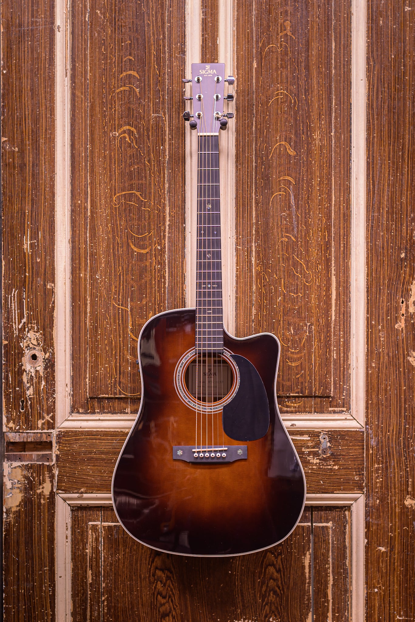 Sigma DTC-1E-SB Sunburst Dreadnought Westerngitaar