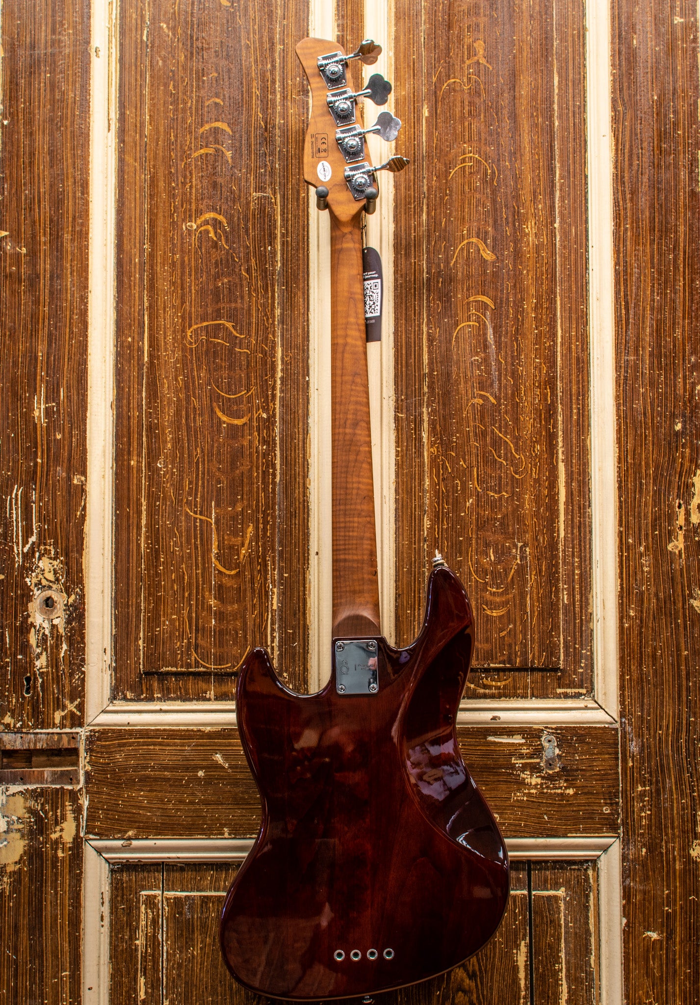 Sire Basses V5 A4F/TS Fretless Bass Tobacco Sunburst Basgitaar