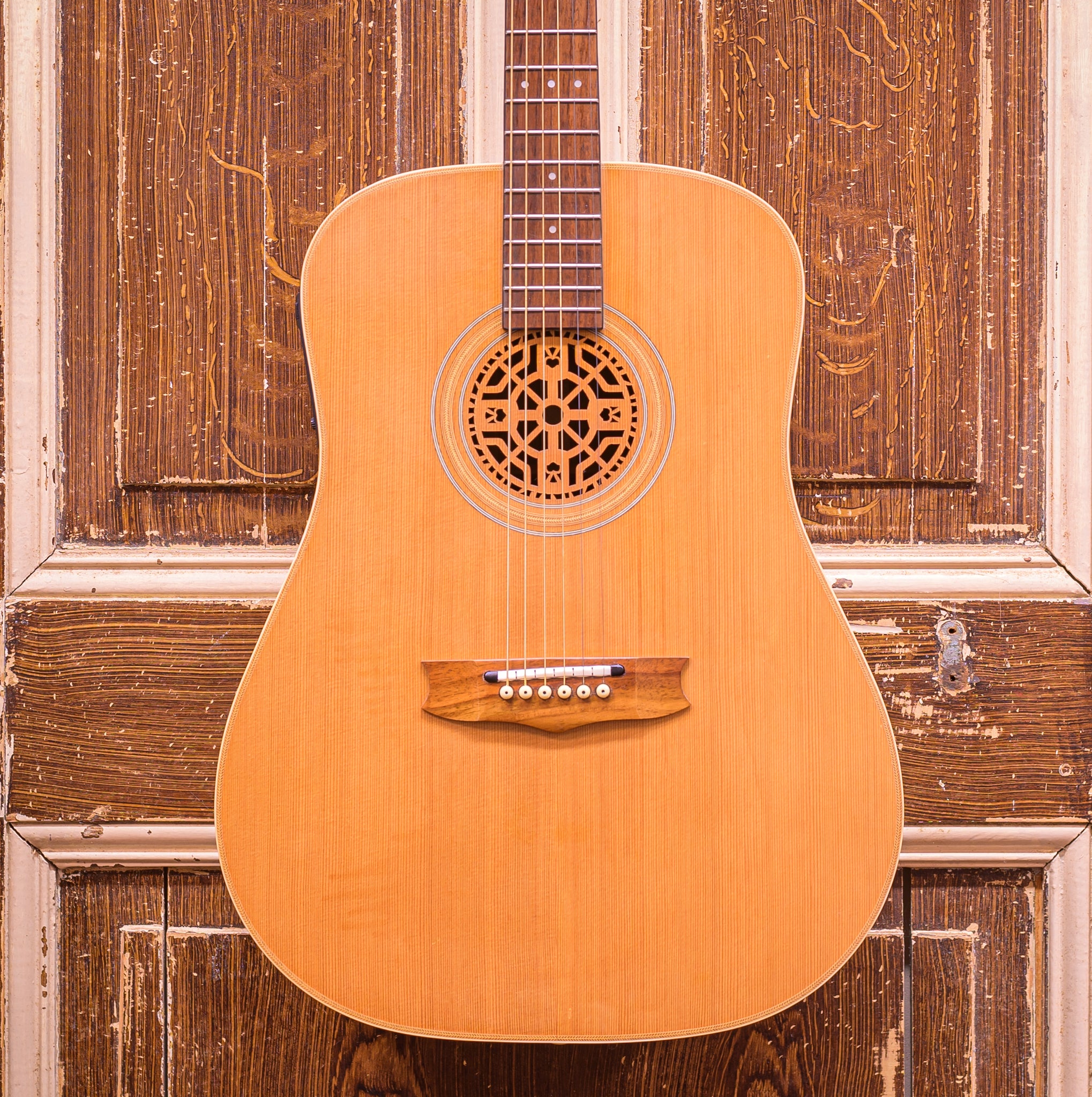 Vantage Made In Korea Westerngitaar (occasion)