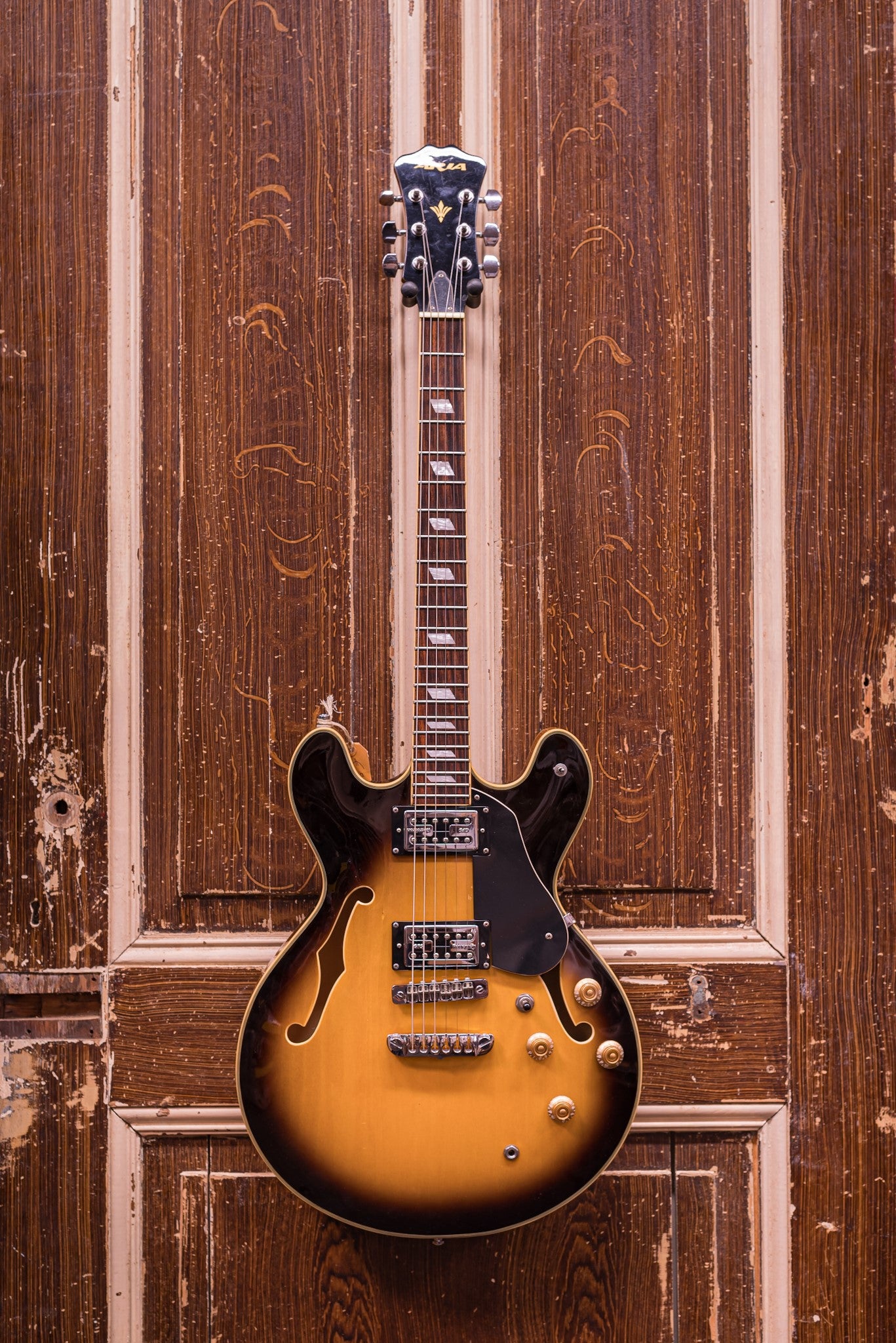 Aria TA-CLASSIC Brown Sunburst (occasion)