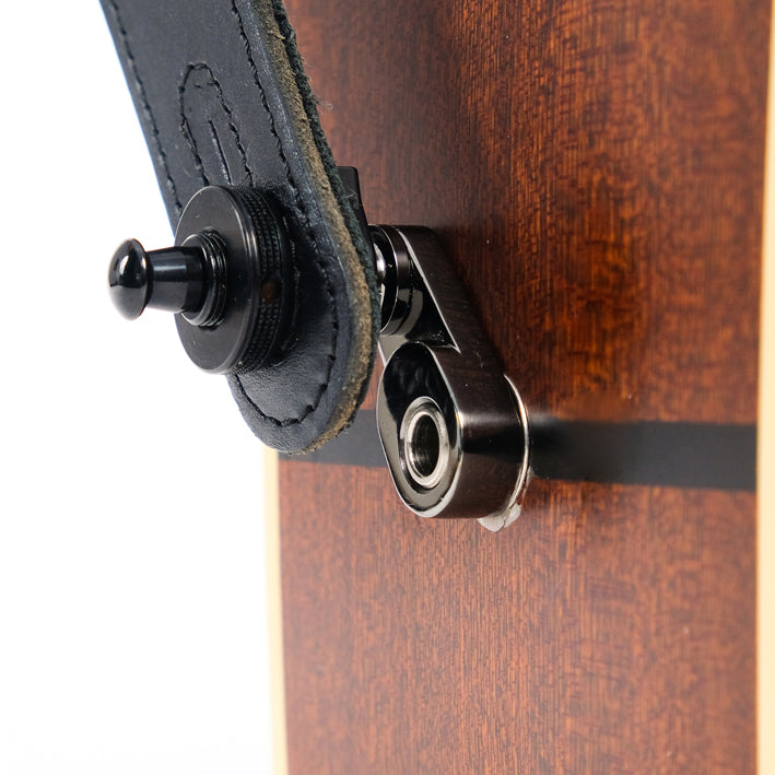 MUSIC NOMAD Lock Adapter For Standard Output Jacks - MN270