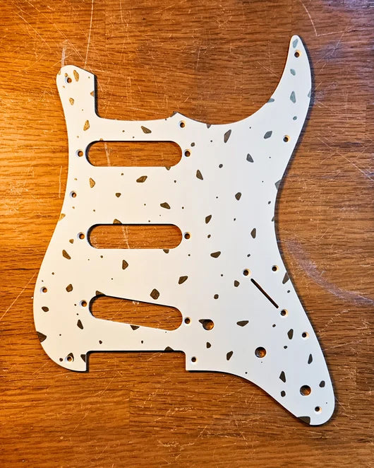 Studio VS Sparkled - Stratocaster Pickguard - Wit/Goud