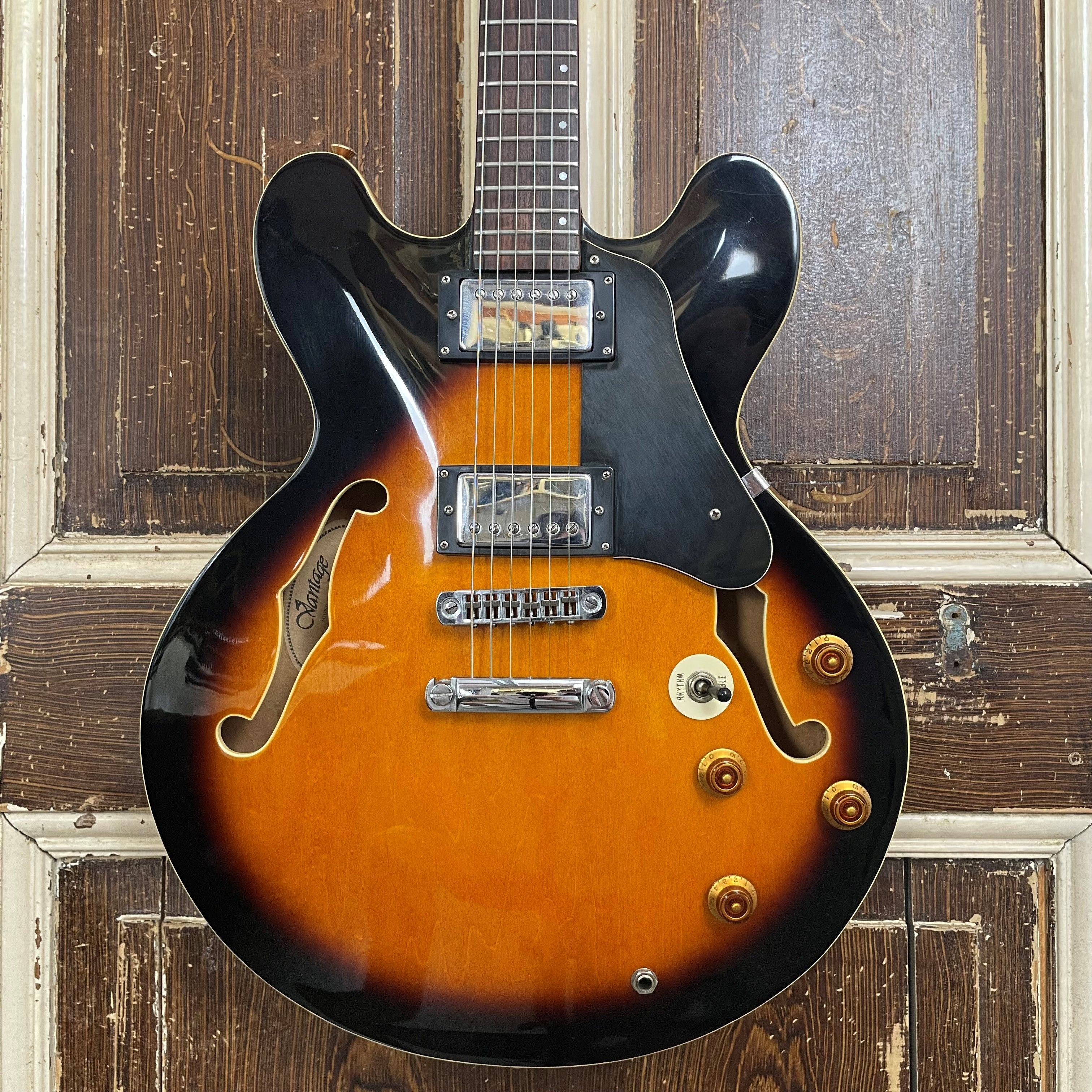 Vantage Korea 635V Semi-Hollowbody 1990-94 Elektrische gitaar (occasion)