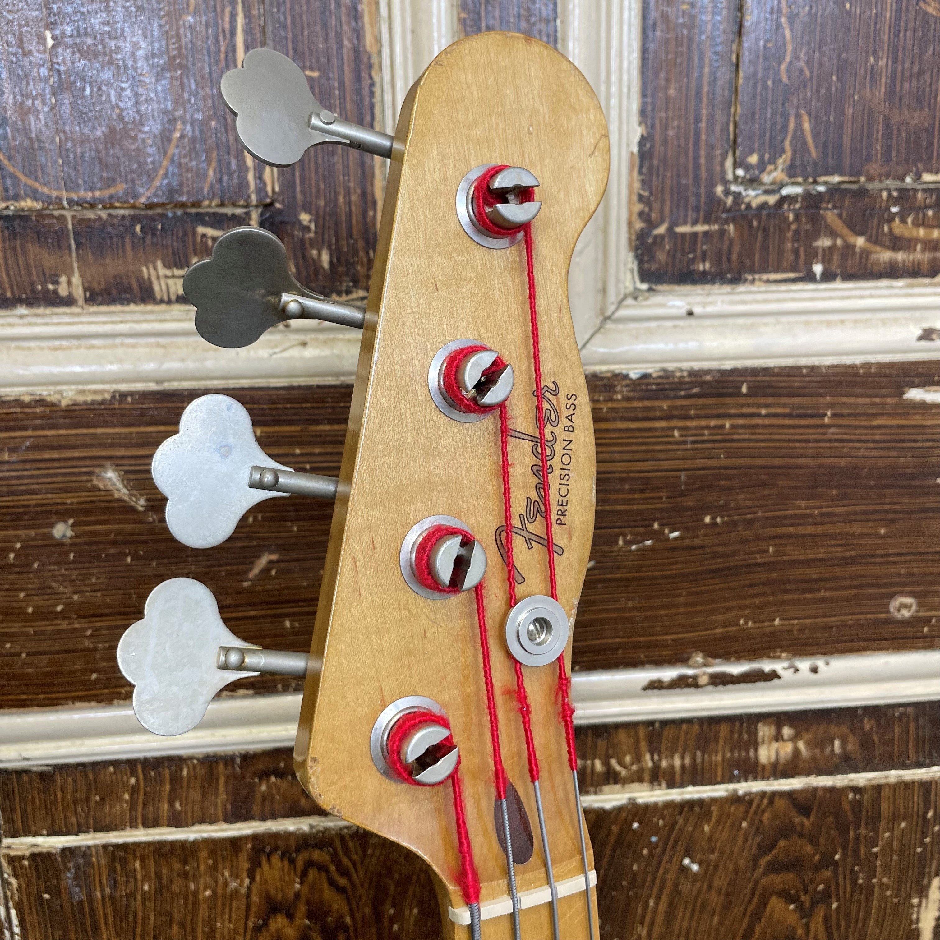 Rebel Relic PB55 + Allparts Neck P-Bass Basgitaar (occasion)