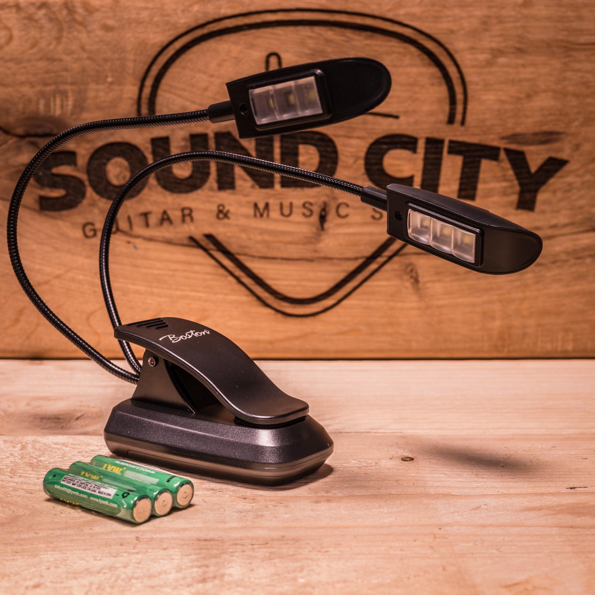 Boston MSL-606 Lessenaarlamp met dimbare led's