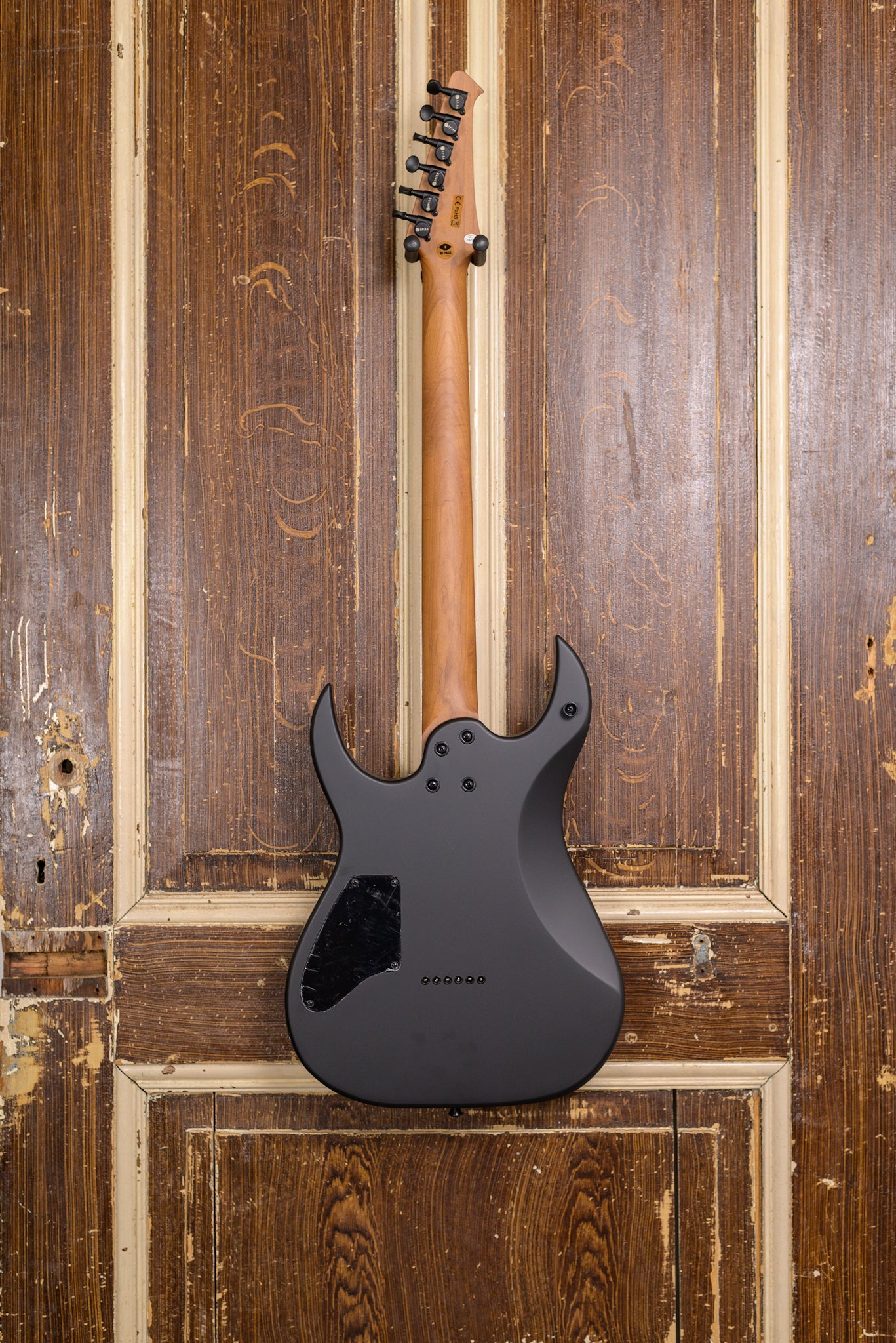 Spira Guitars S-400 MBK Satin Black elektrische gitaar