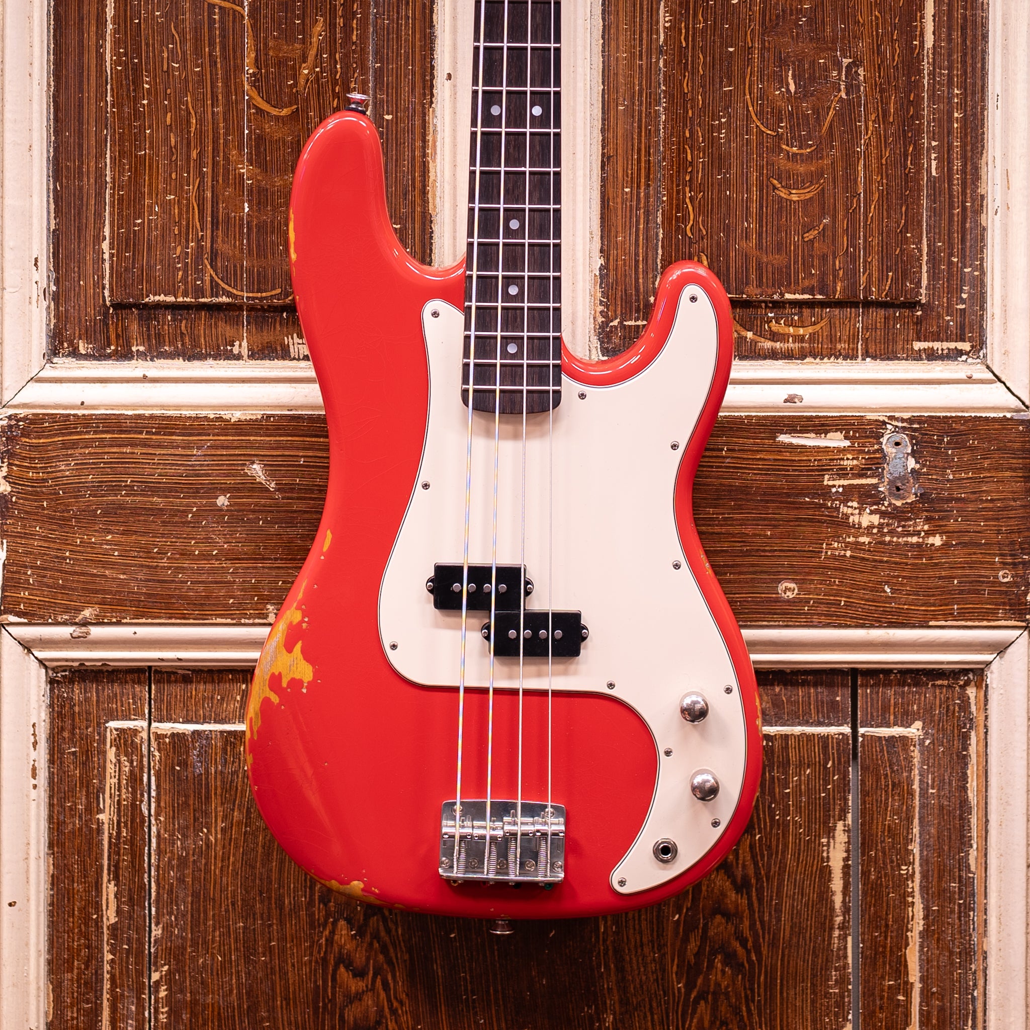Maybach Motone P Bass Dakota Red 'Red Rooster' Aged Basgitaar