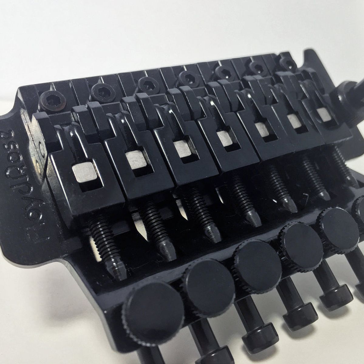 Floyd Rose String Insert Blocks - Titanium (6)