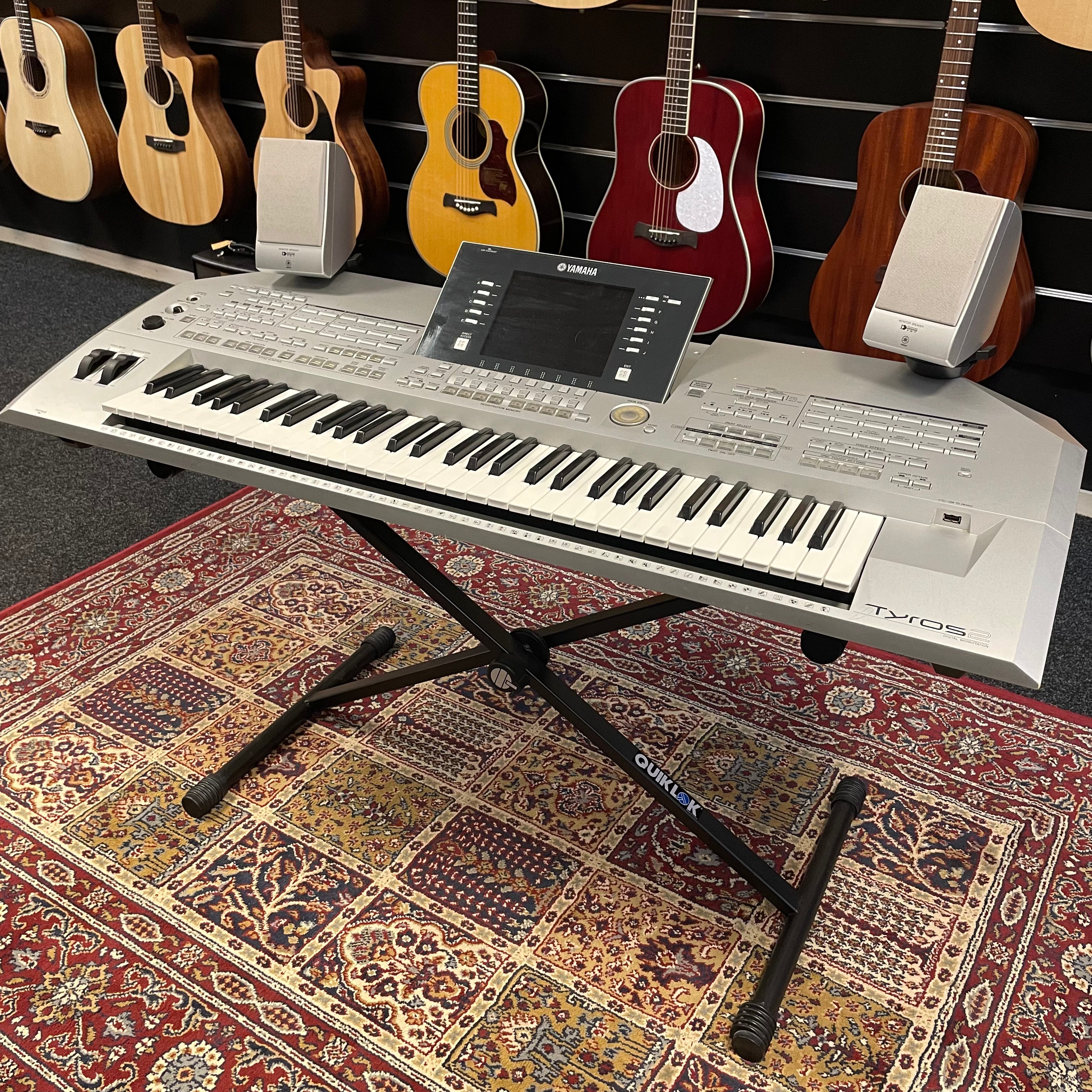 Yamaha Tyros 2 Digital Workstation met speakers (occasion)
