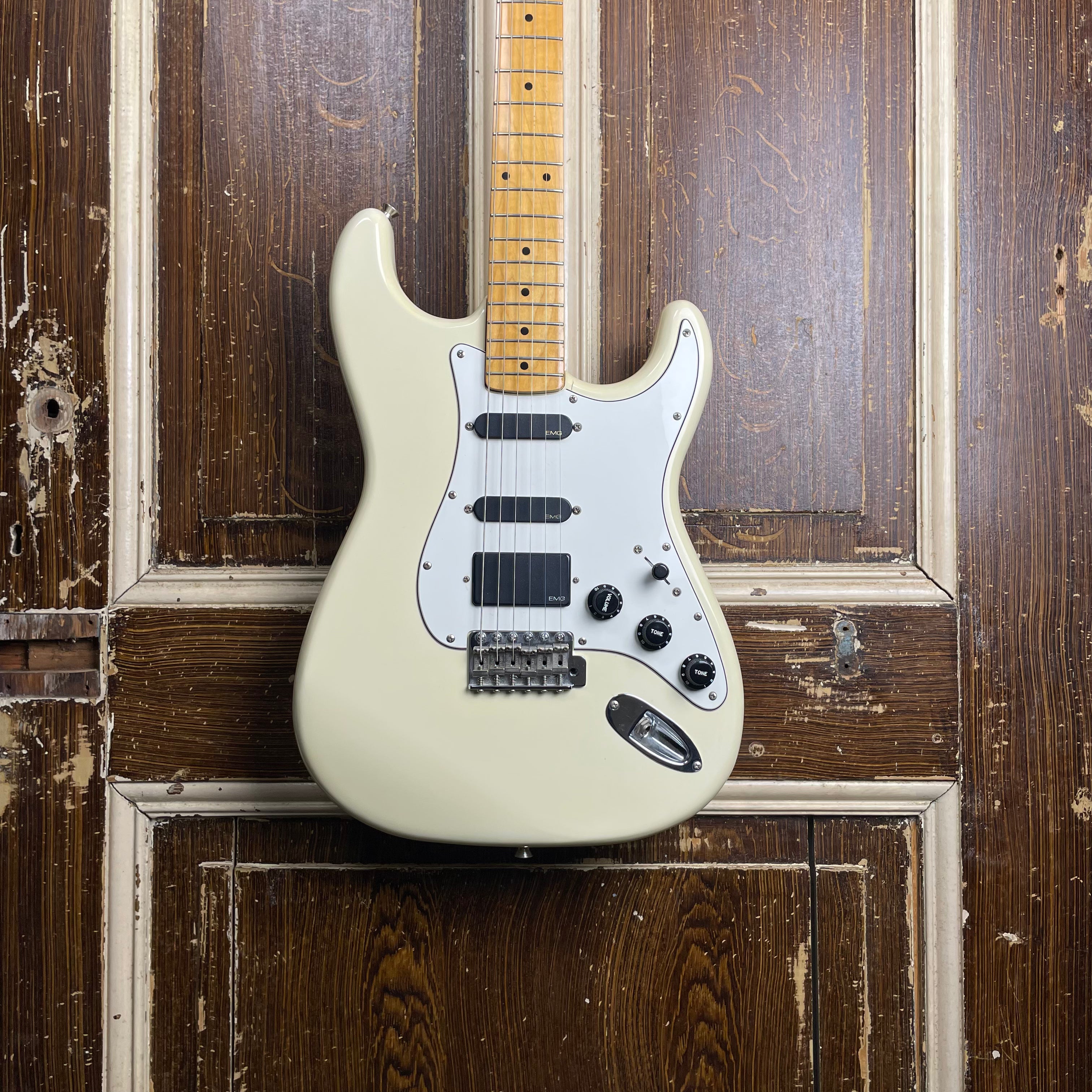 Squier E-series Stratocaster +EMG Elektrische Gitaar (occasion)