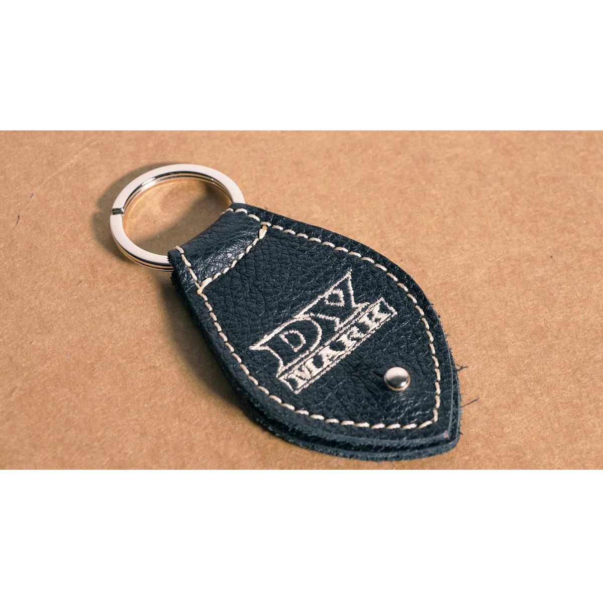 DV Mark DV Picks Holder Black - DVA134064