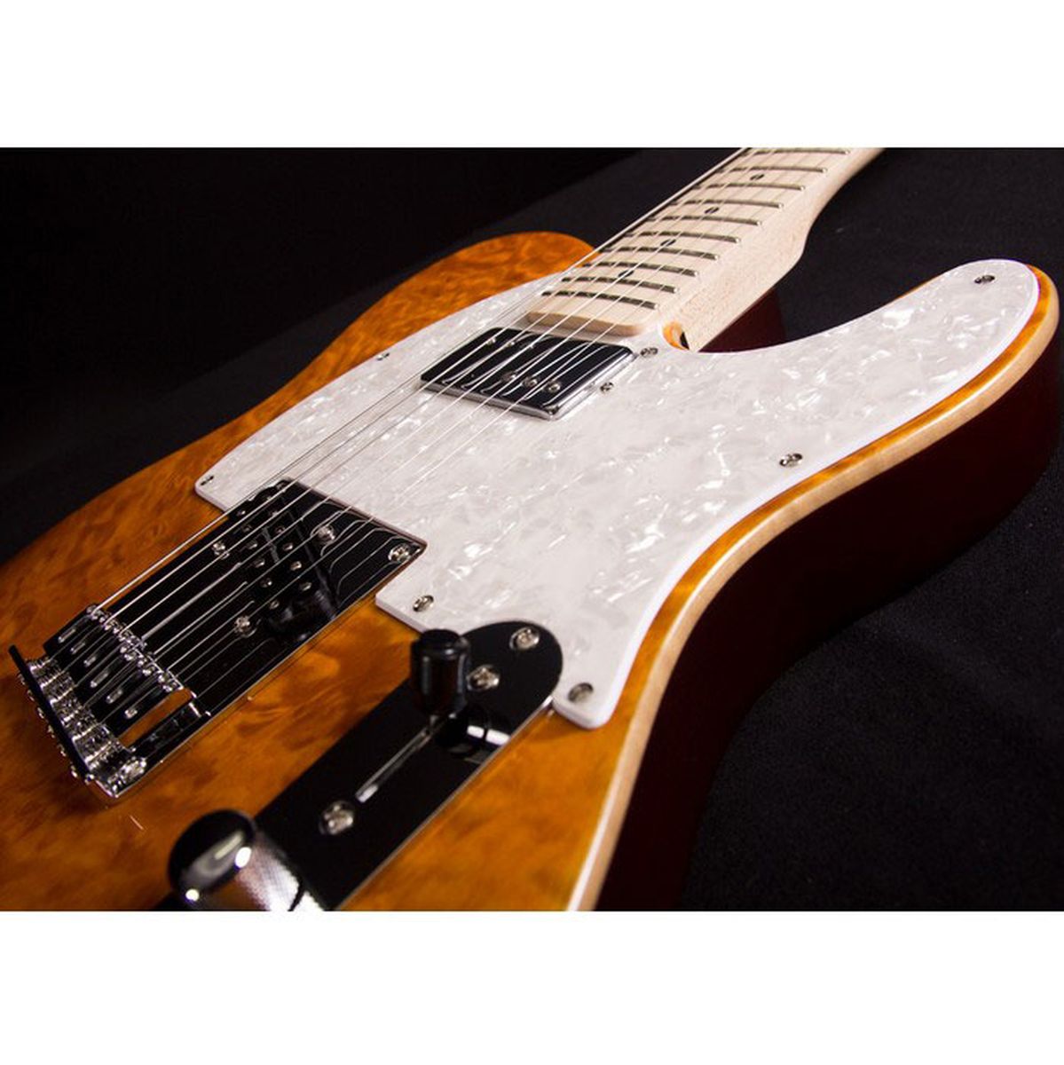 Michael Kelly 1957 Amber Trans