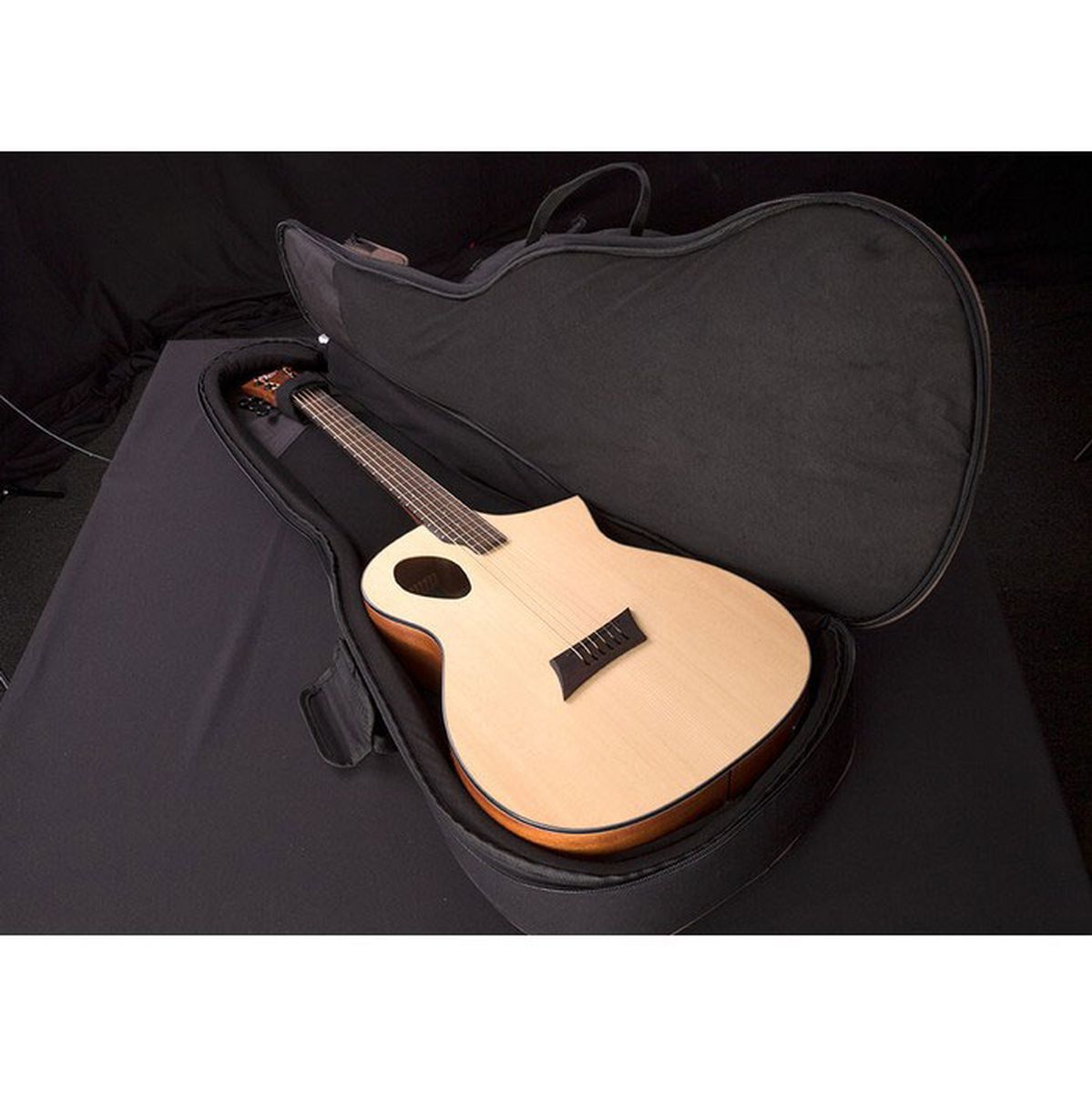 Michael Kelly Acoustic Guitar Gig Bag