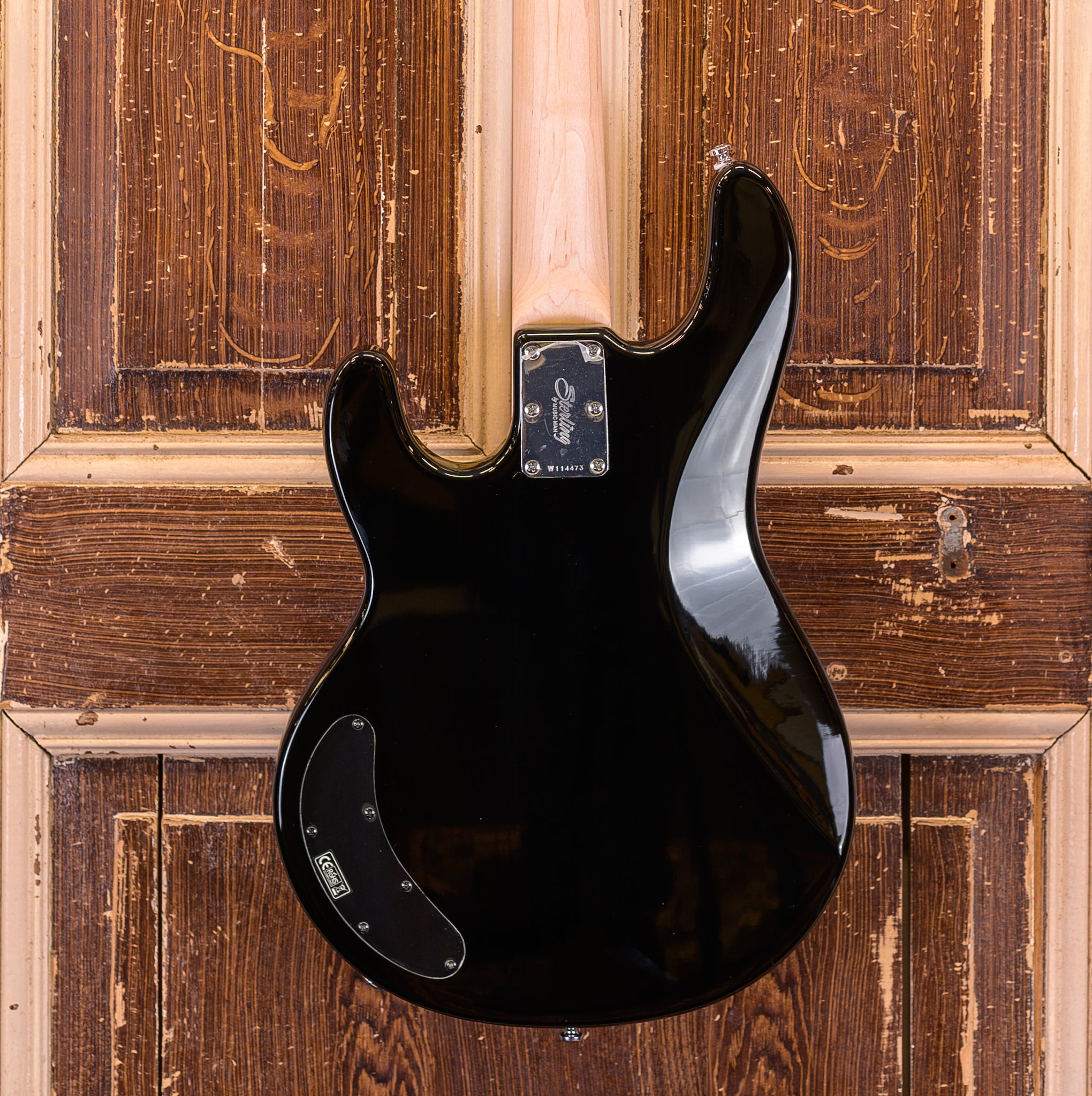 Sterling By Music Man StingRay Ray2 BK-M1 Basgitaar