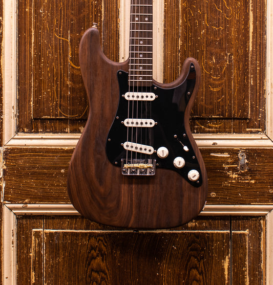 VerboomGuitars Walnut S-model (MADE IN GRONINGEN)