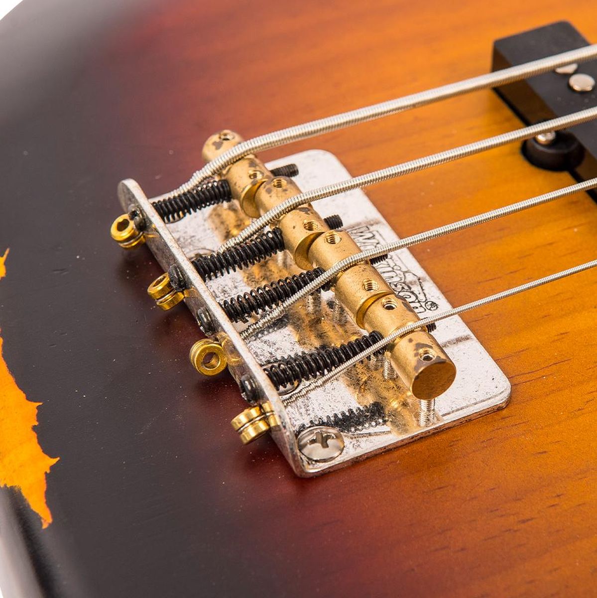 Vintage VJ74JP Bass Icon - Sunburst
