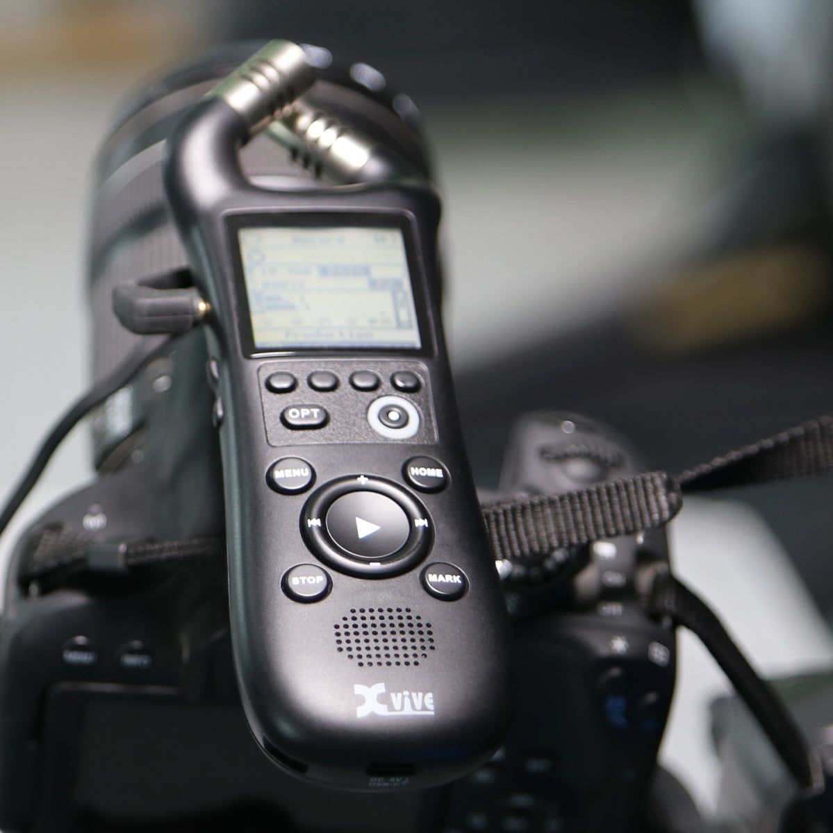 Xvive XVR-1 Portable Stereo Recorder
